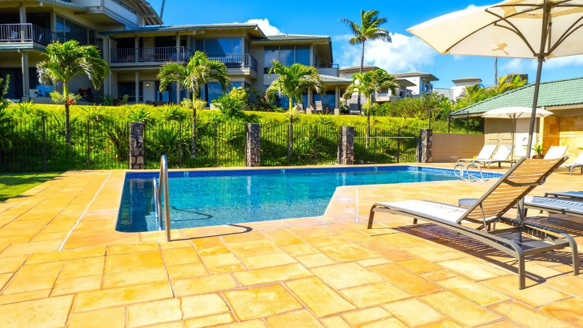 Spacious 4-Bedroom Kapalua Bay Collection - Multi Unit Listing - Same Floor - Ocean Views - 2 Free Rental Cars Kbv-31G432B2